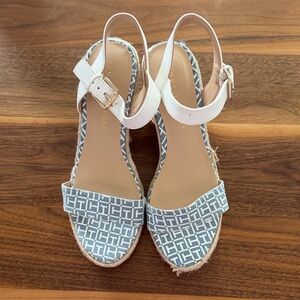 Women's White Ankle-Strap Espadrille Sandals with Blue Pattern